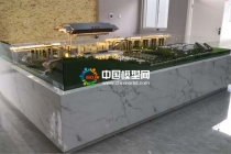 ?？嫡旧潮P模型